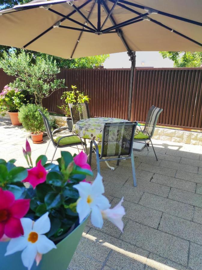 Ferienwohnung Marina Jadranovo Exterior foto